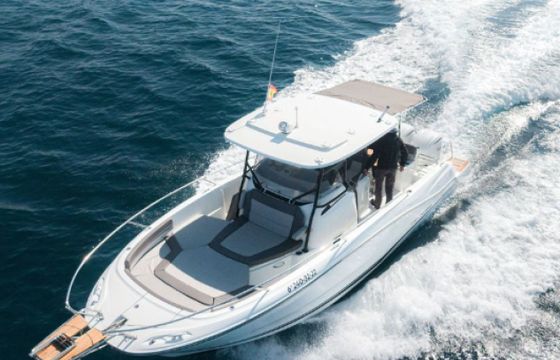 Jeanneau Cap Camarat 9.0 CC