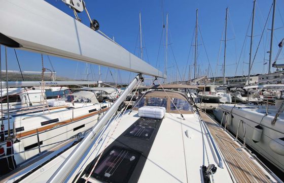 Bavaria Cruiser 56