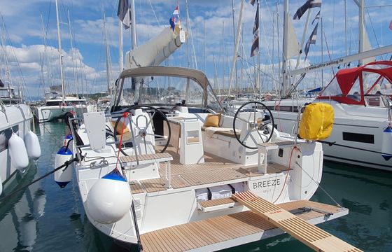 Bénéteau Oceanis 37.1