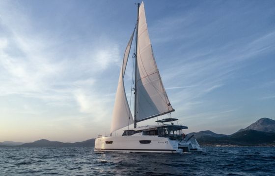 Fountaine Pajot Astrea 42