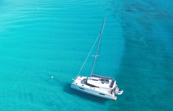 Fountaine Pajot VIVE L'AMOUR