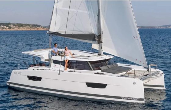 Fountaine Pajot Isla 40