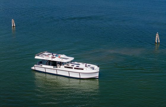 Delphia Poseidon 45
