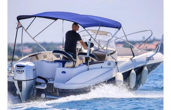 Quicksilver Comander 635