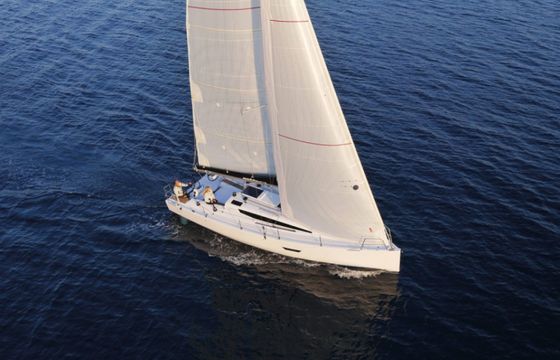 Elan E4