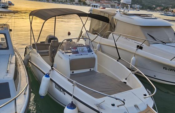 Quicksilver Activ 555 Open