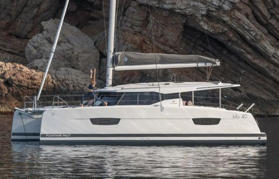 Fountaine Pajot Isla 40