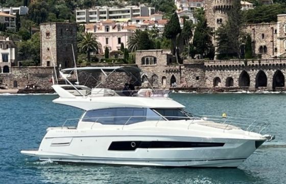 Prestige 460 fly