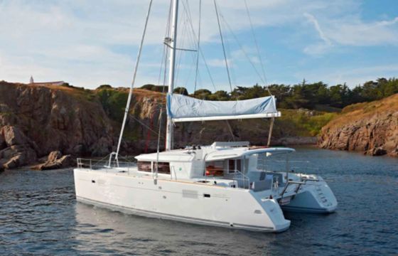Lagoon 450 F