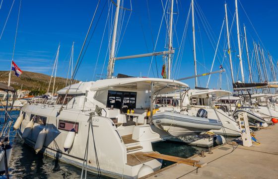Lagoon 50