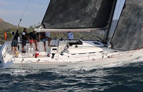 Bénéteau First 40