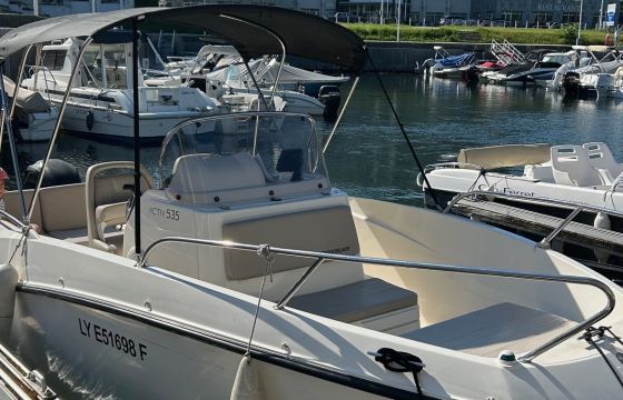 Quicksilver Activ 535 Open