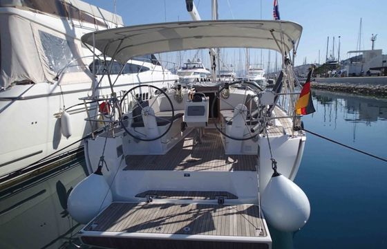 Bavaria Cruiser 37