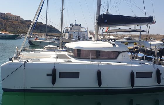 Lagoon 42 "Easy to love"