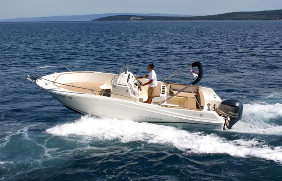 Jeanneau Cap Camarat 7.5 CC