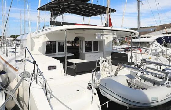 Lagoon 450 F