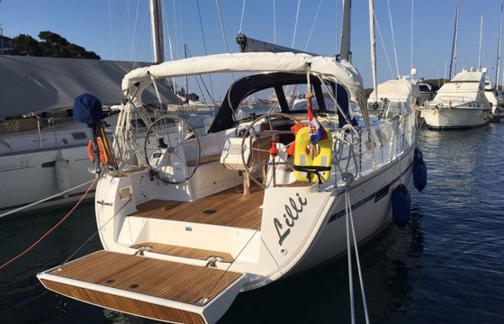 Bavaria Cruiser 37