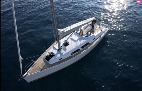 Hanse 370 E