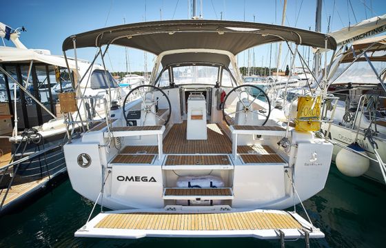 Bénéteau Oceanis 38