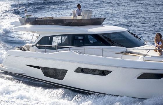 Ferretti Yachts 500
