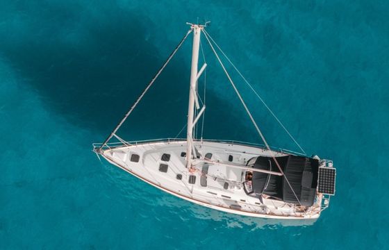 Hunter 376