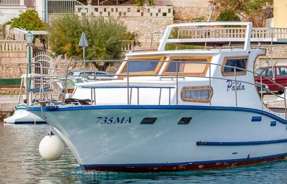 Boat Paula