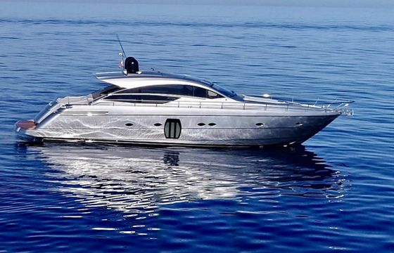 Pershing 64