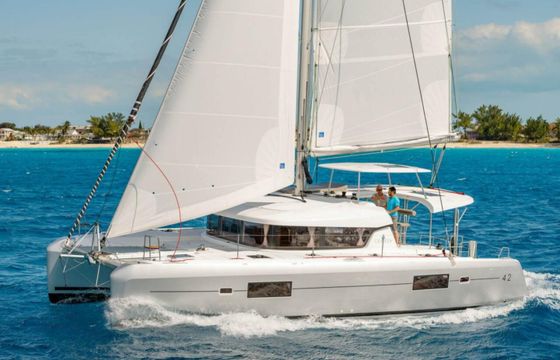 Lagoon 42