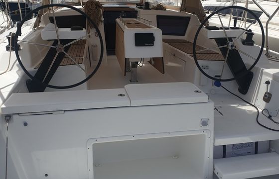 Dufour 390 Grand Large