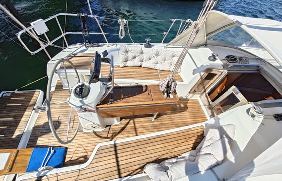 Bavaria Cruiser 33