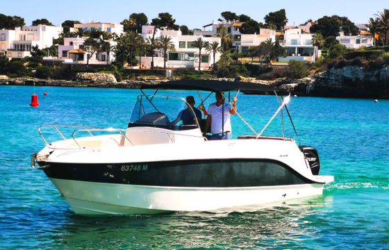 Quicksilver Activ 805 Open