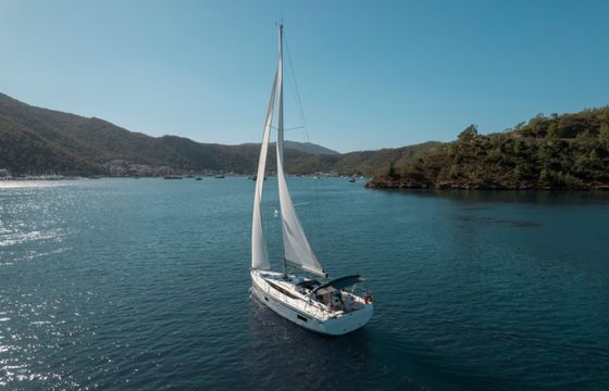 Bavaria C38