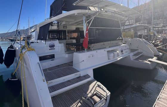 Lagoon 46