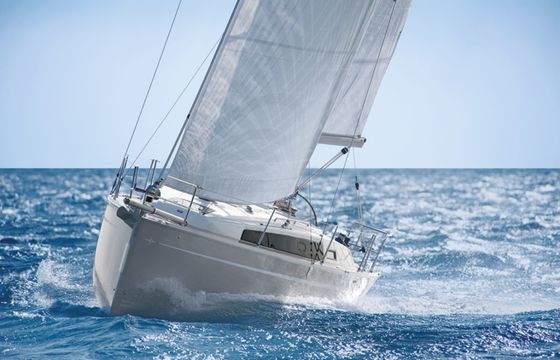 Bavaria Cruiser 33