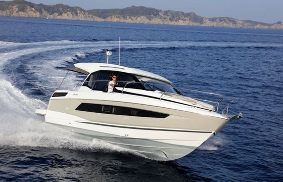 Jeanneau NC 33