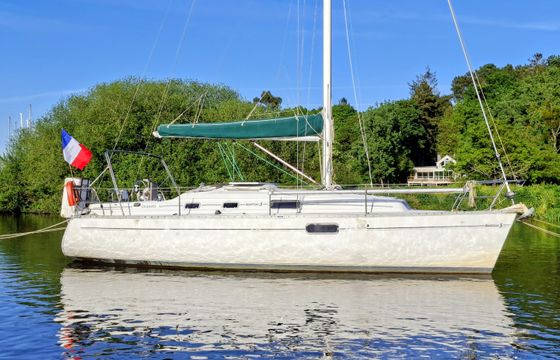Bénéteau Oceanis 321