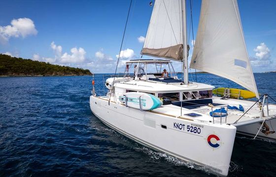 Lagoon KNOT 5280