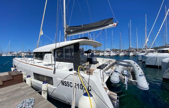 Lagoon 40