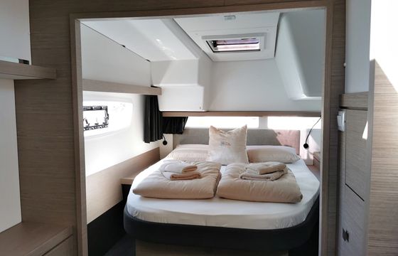 Fountaine Pajot Isla 40