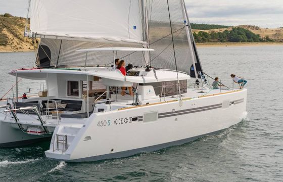 Lagoon 450 S