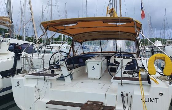 Beneteau Oceanis 51.1