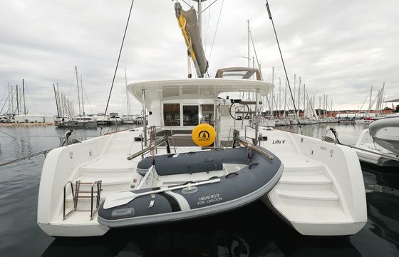Lagoon 39