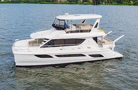 Aquila Boats 48