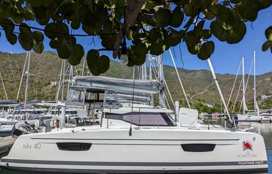 Fountaine Pajot Isla 40