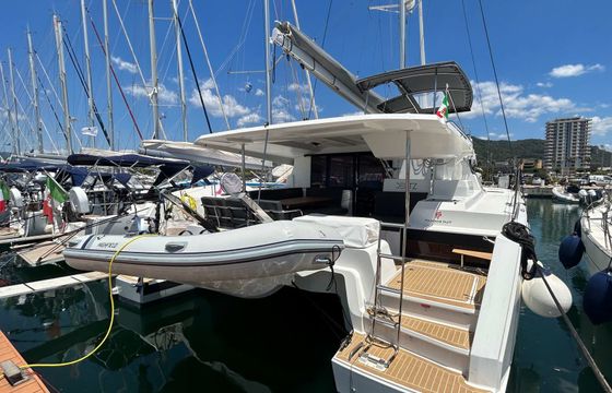 Fountaine Pajot Astrea 42