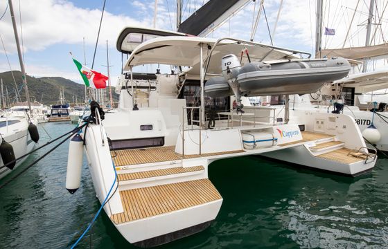 Lagoon 42