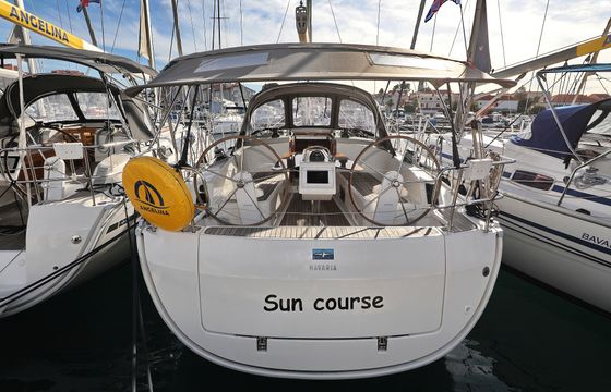 Bavaria Cruiser 37