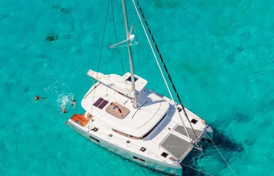Lagoon 42
