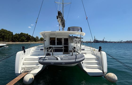 Lagoon 39