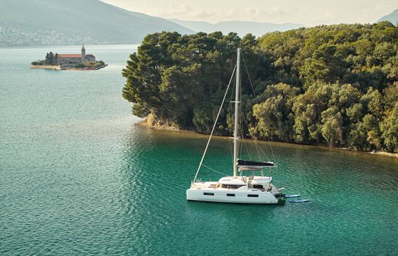 Lagoon 46